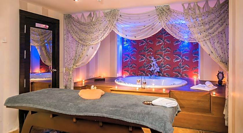 Tac Premier Hotel & Spa