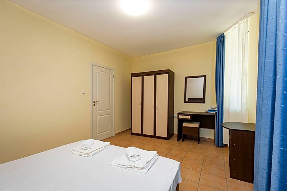 Favorit Aparthotel