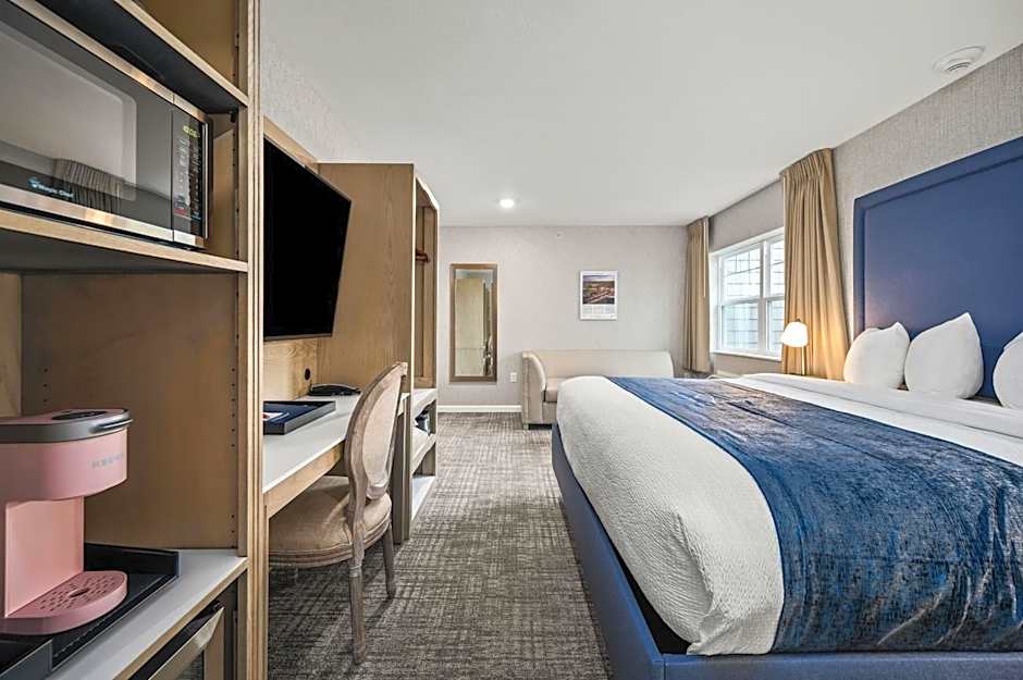 Alexandra Inn
