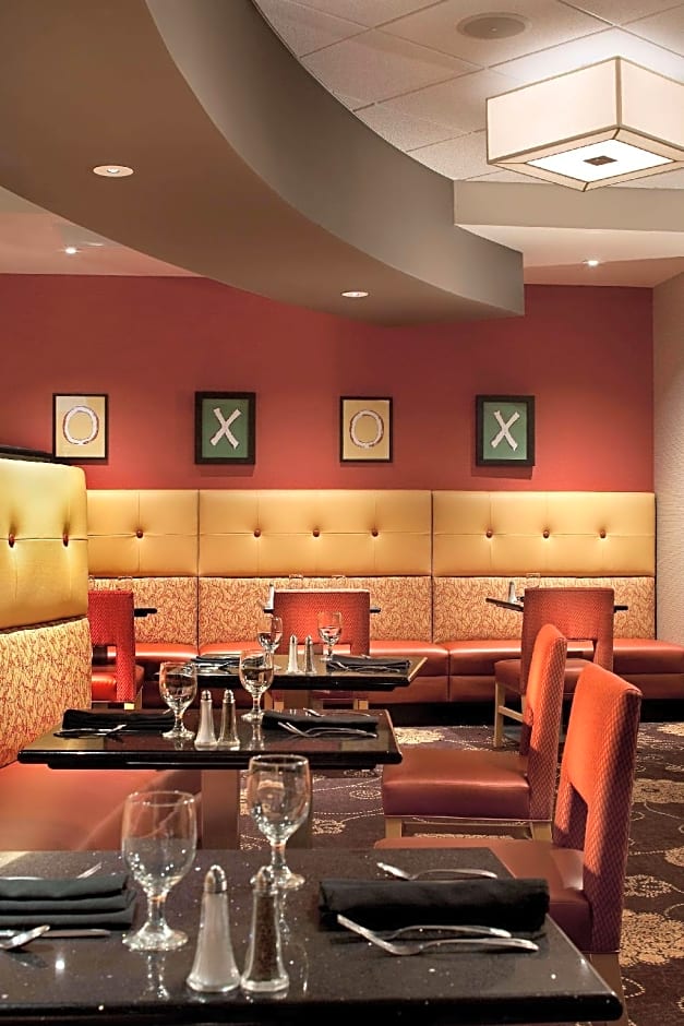 DoubleTree by Hilton Hotel Monroeville – Monroeville, PA