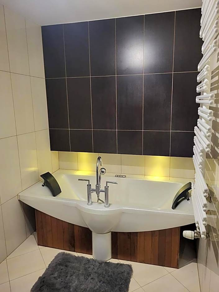 Lemuria Przytulny pokój Chojnowska