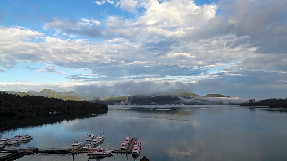 Ming Yue Hu Lakeview BnB