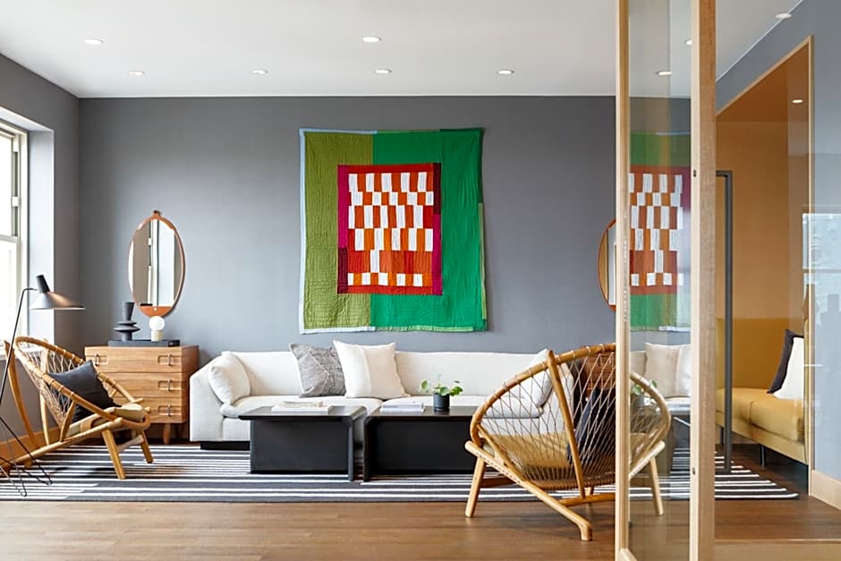 Kimpton Harper Hotel By IHG