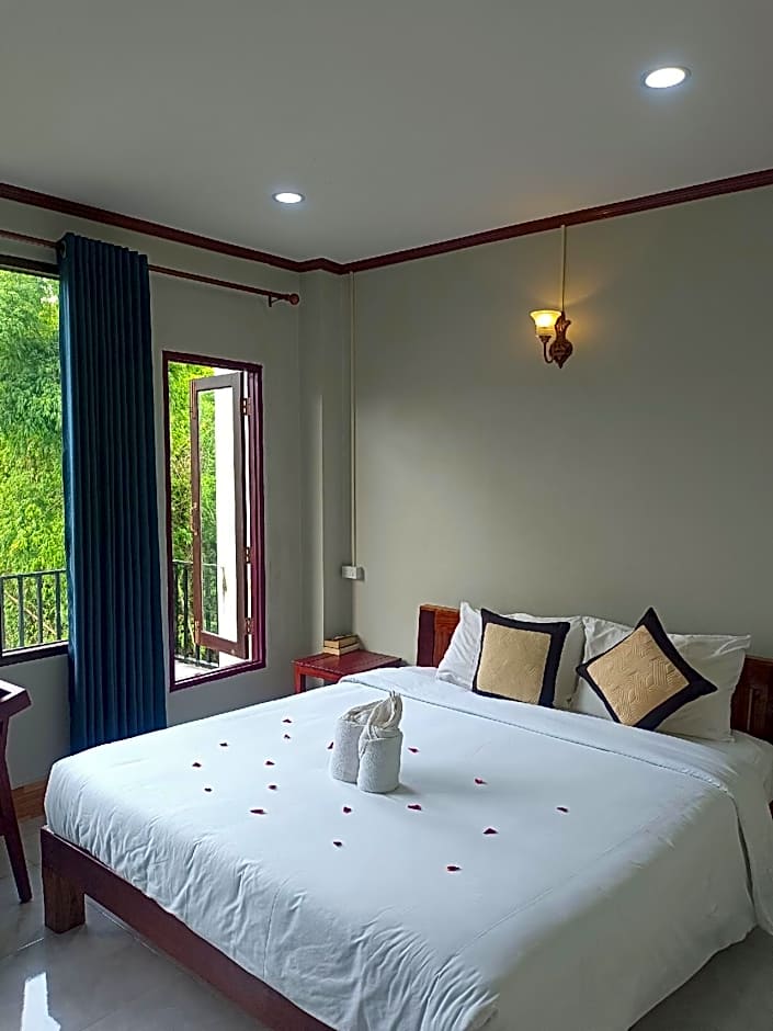 Vangvieng Dokchampa Resort