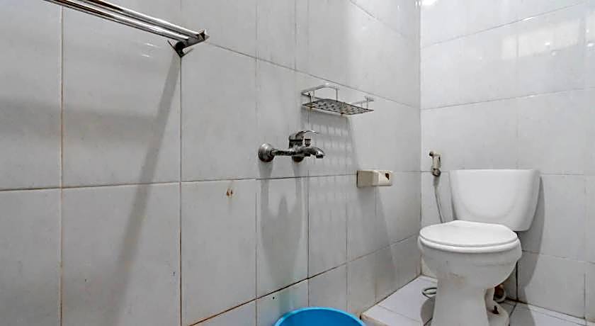 RedDoorz Plus @ Hotel Sofia Pangandaran