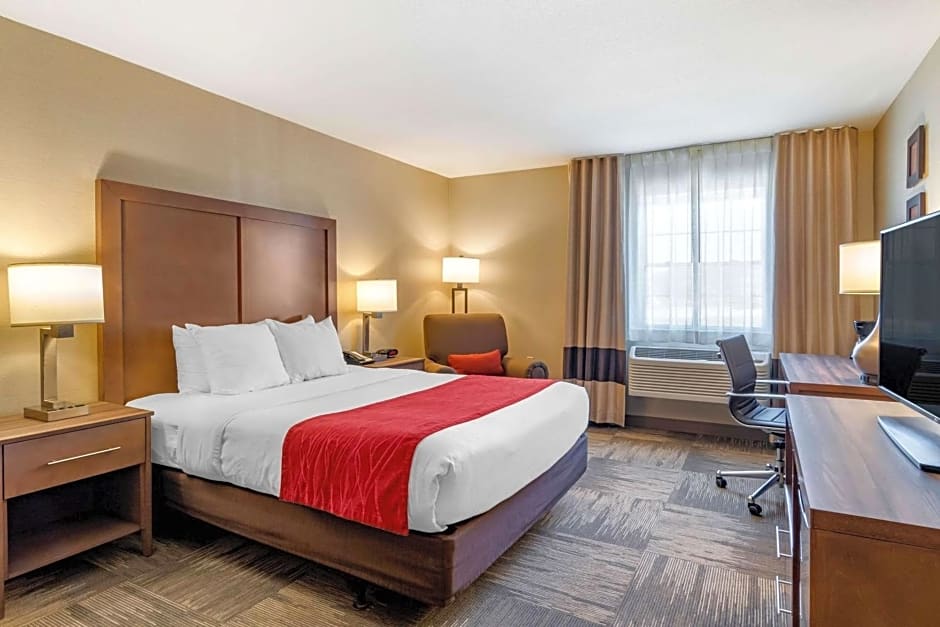 Comfort Inn Sedalia Station