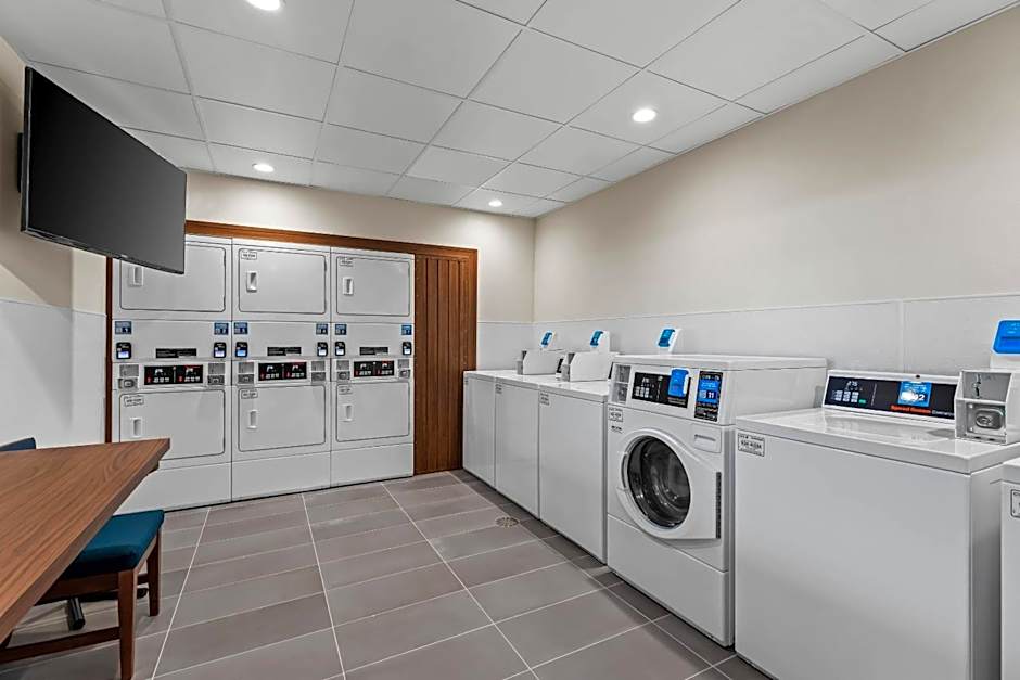 Everhome Suites Ocala I-75 North