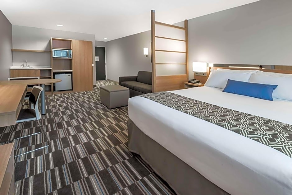 Microtel Inn & Suites Penn Yan Finger Lakes Region