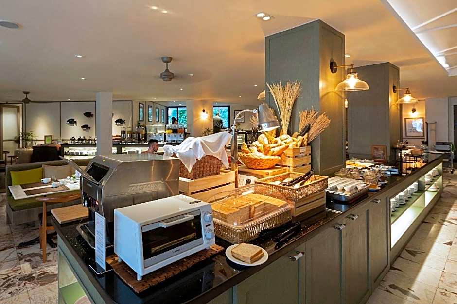 Theorie Hotel Sukhumvit 107 by SLH