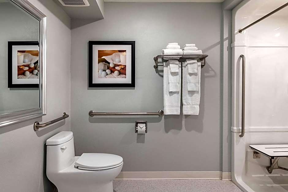 Quality Inn & Suites Amsterdam