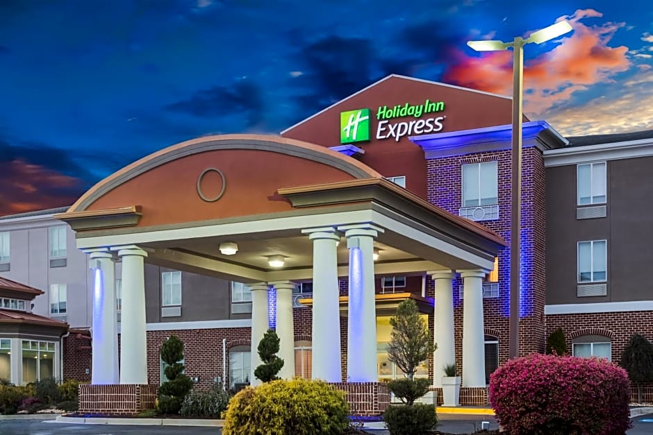 Holiday Inn Express & Suites Bremen GA, an IHG Hotel