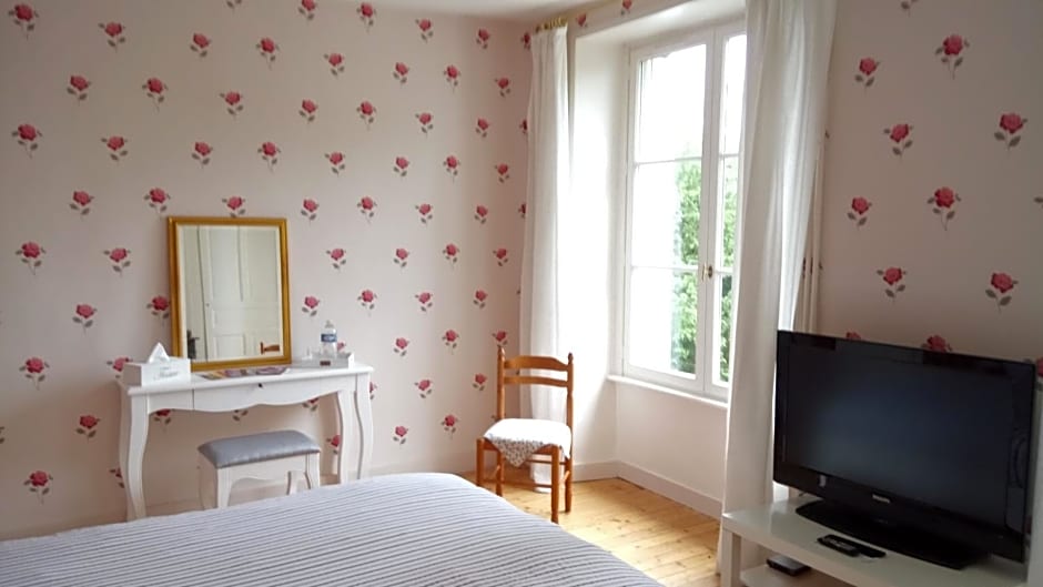 AU MANOIR DE LA BARRE