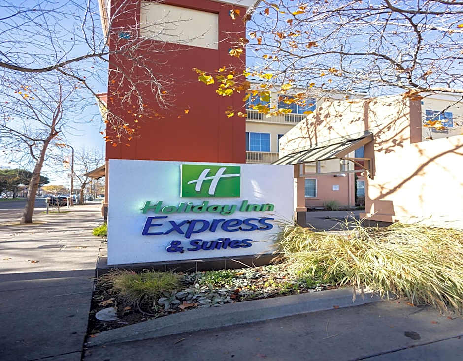 Holiday Inn Express Berkeley By IHG