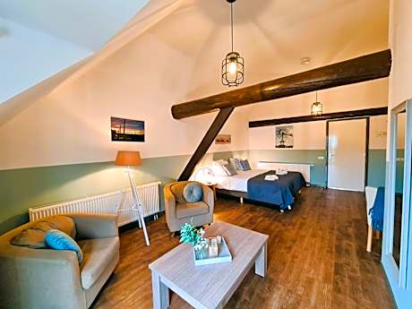 Twin Room with French Balcony