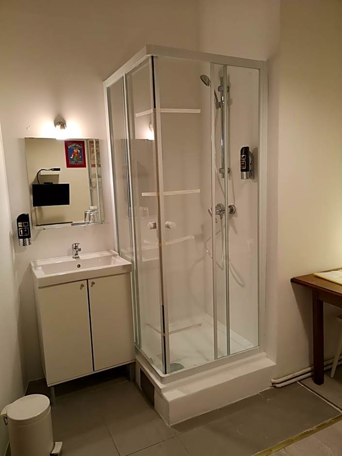 Timeout City Hotel, 5 min to city center, Self Check In