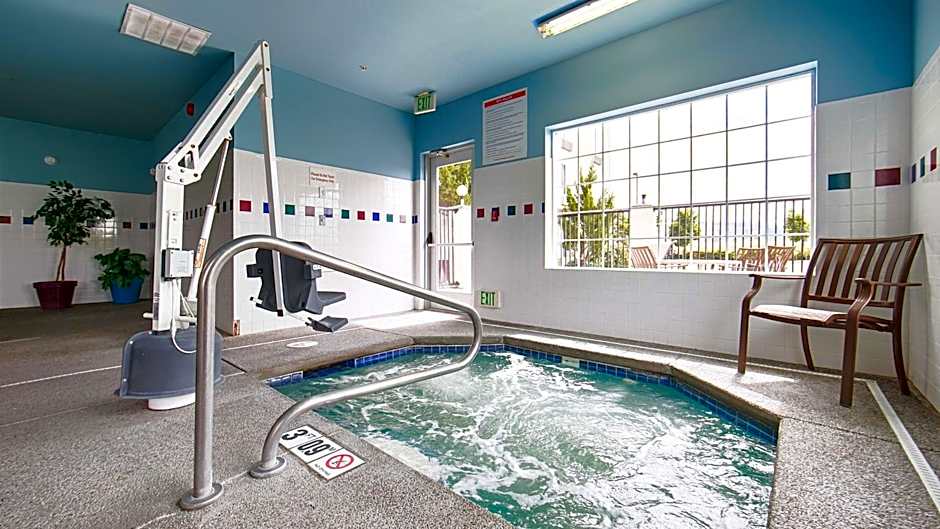 Best Western Plus Liberty Lake Inn