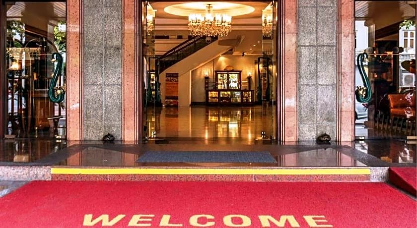 Evergreen Laurel Hotel