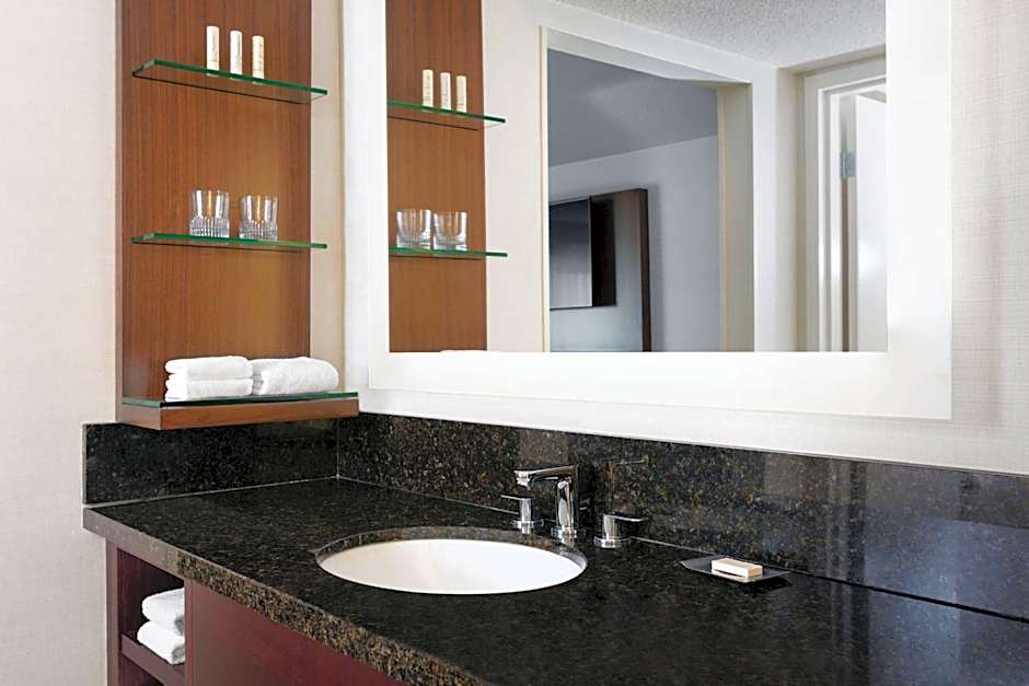 Delta Hotels by Marriott Burlington