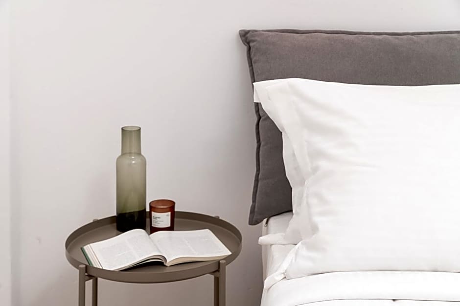 Thelèsi Apartments, 100m from the beach