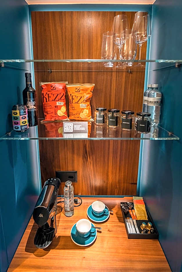 Superior East Wing Rooms by FIVE Zurich