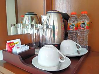 Dermaga Keluarga Hotel