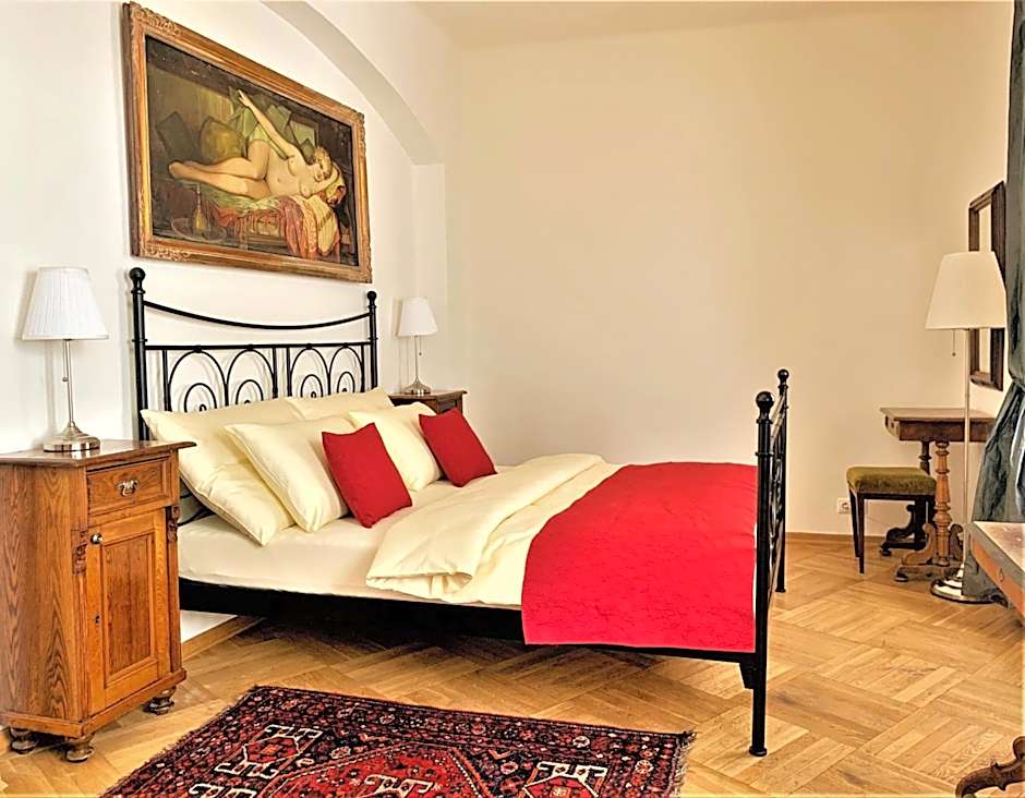 Small Luxury Palace Residence