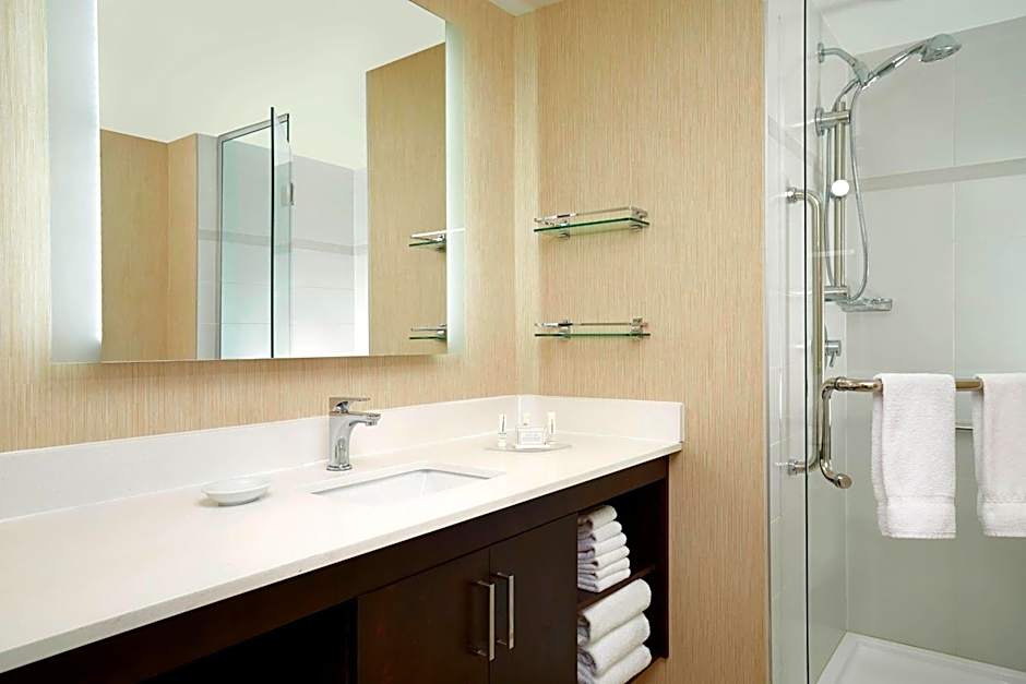 Residence Inn by Marriott Montreal Downtown