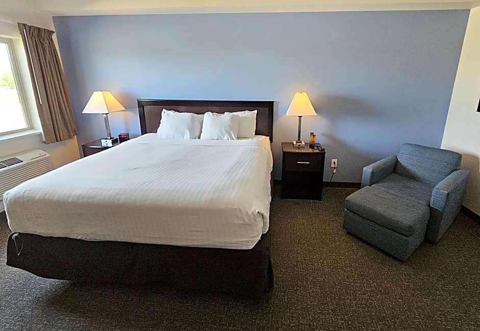 Cobblestone Inn & Suites - Manchester