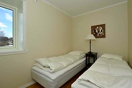 Two-Bedroom Apartment (4 Adults)