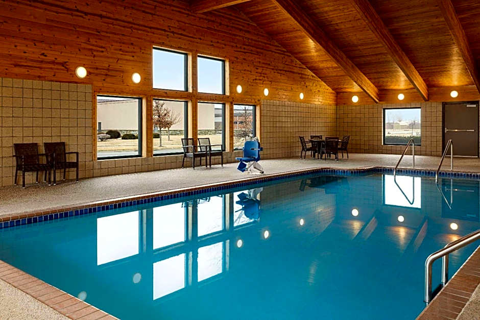 AmericInn by Wyndham Lincoln South