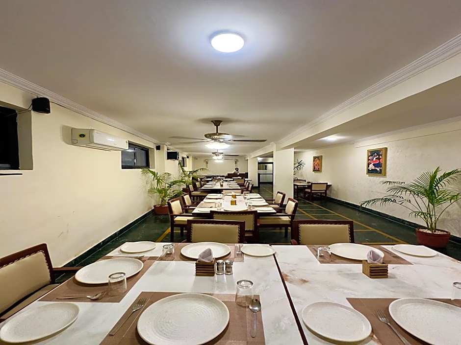Hotel Himalaya Haridwar @ Har Ki Pauri Road