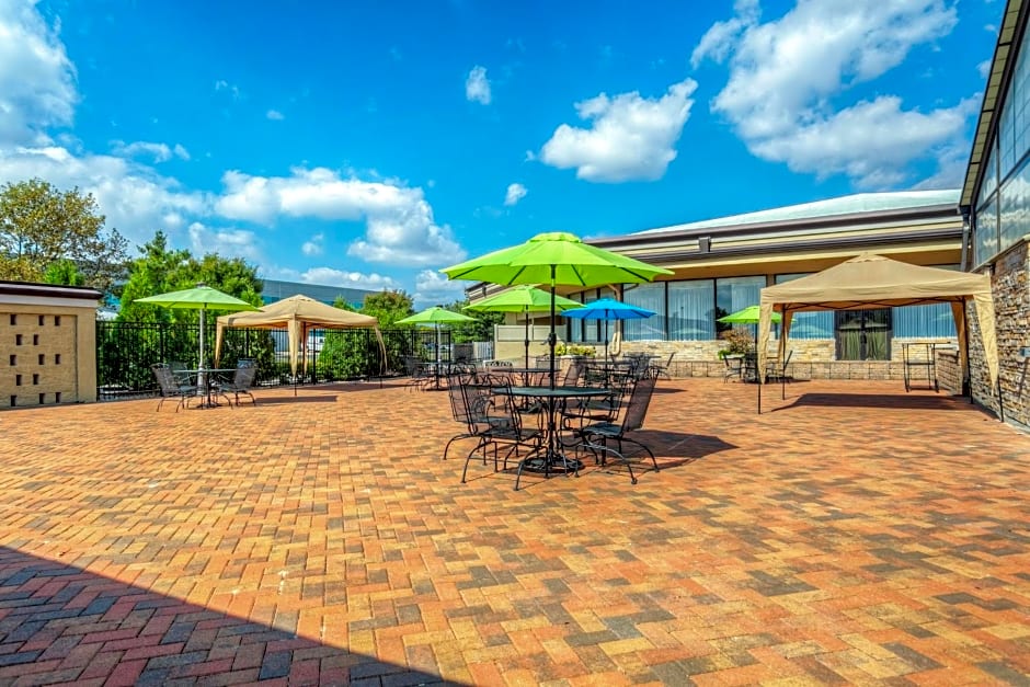 Holiday Inn Airport West Earth City By IHG