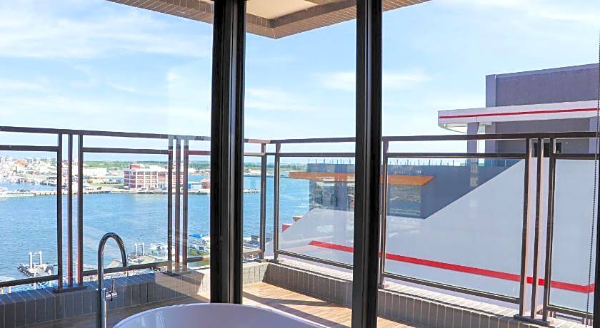 Discovery Hotel