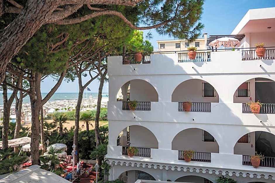 Agora Park Hotel