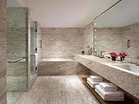 One Bedroom Corner King Suite with Two Bathrooms and Two Balconies - Hearing Access