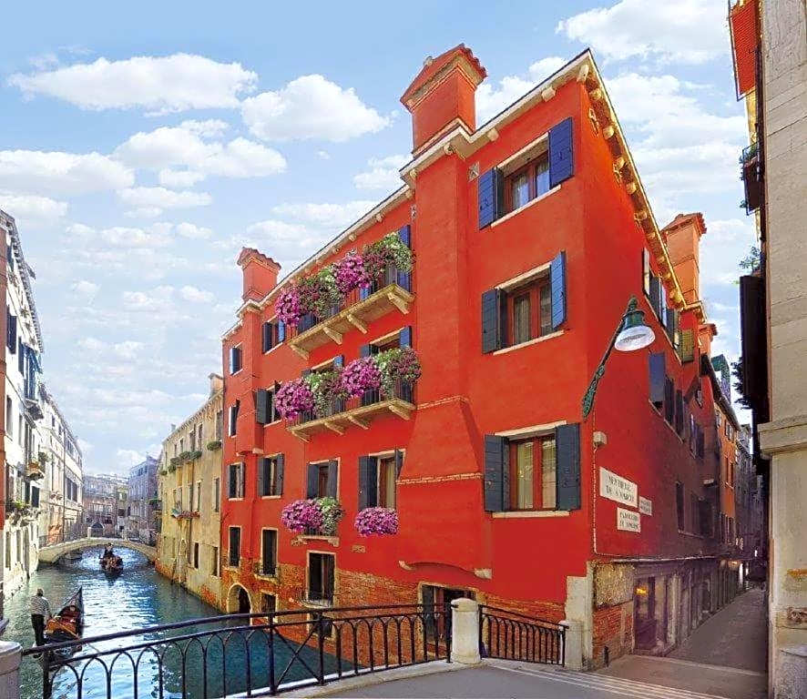 Hotel Mercurio