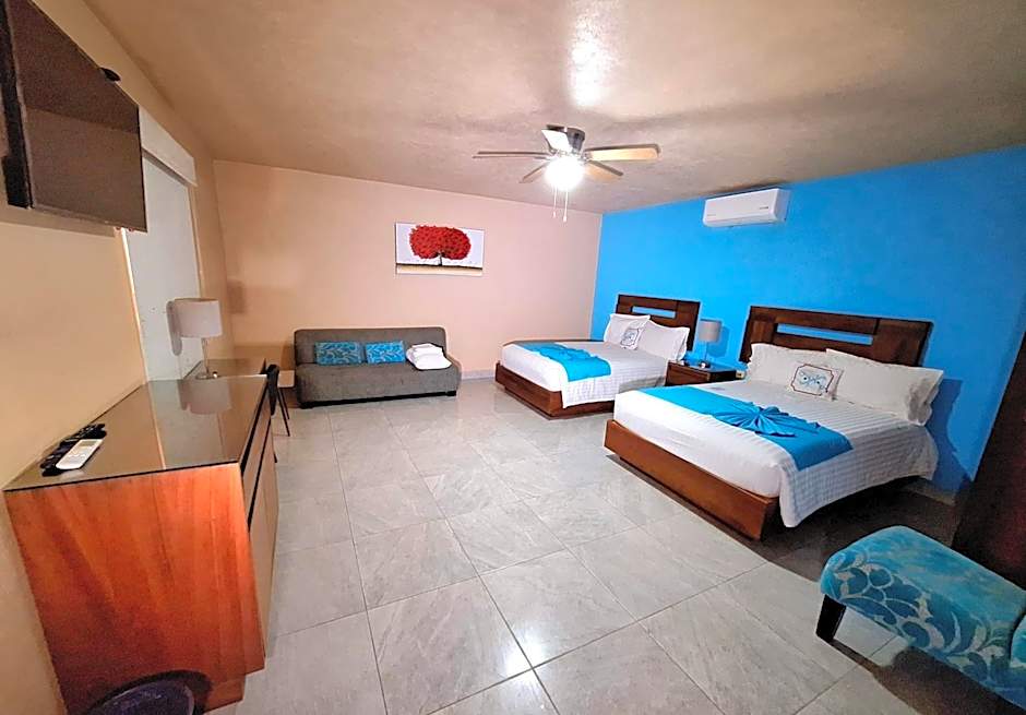 Pacific Inn hotel