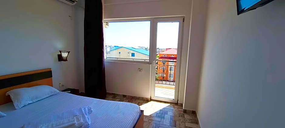 Hotel Blue Sky Resort