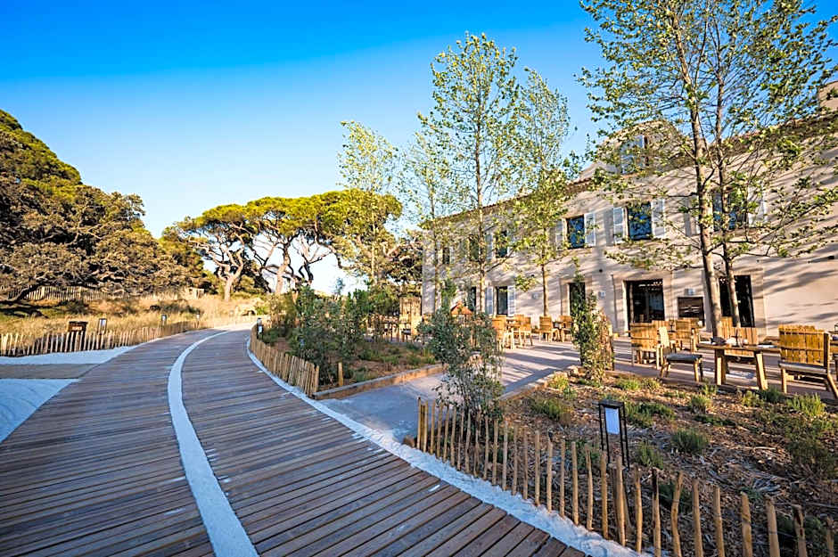Le Hameau des Pesquiers Ecolodge, Curio Collection by Hilton