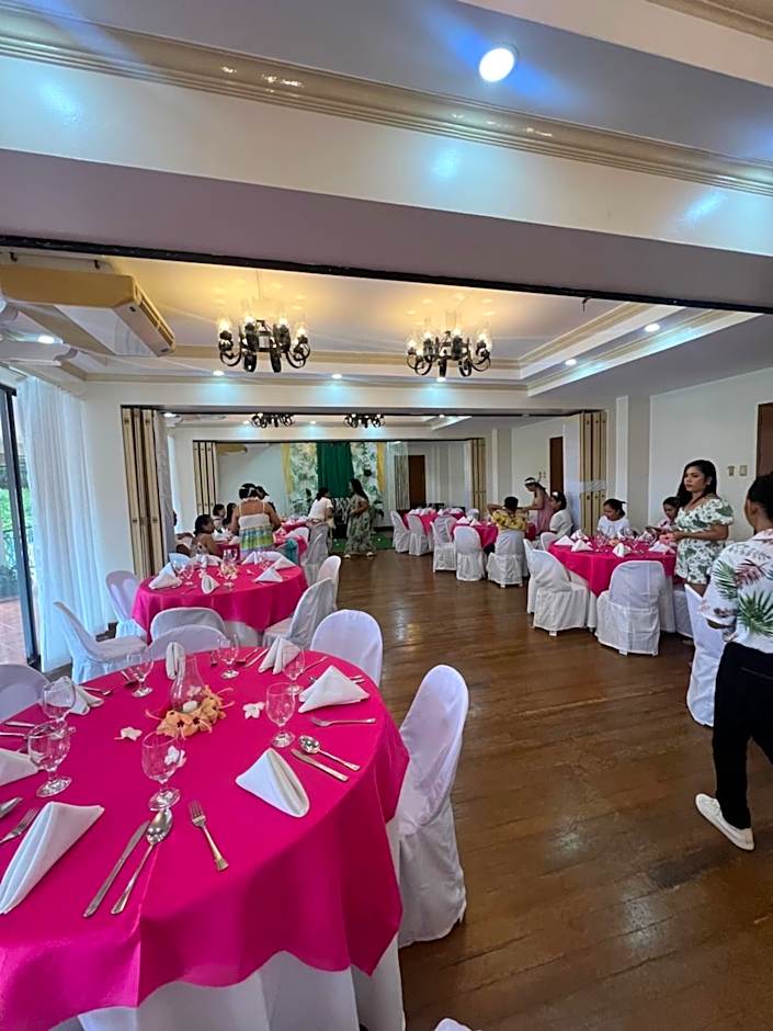 My Little Island Hotel