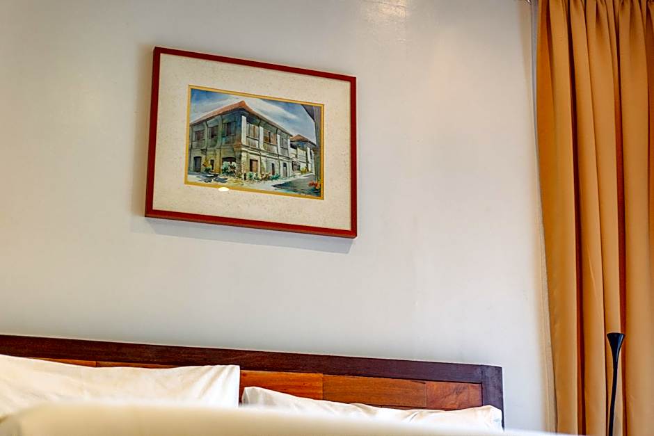 Veranda Suites and Restaurant