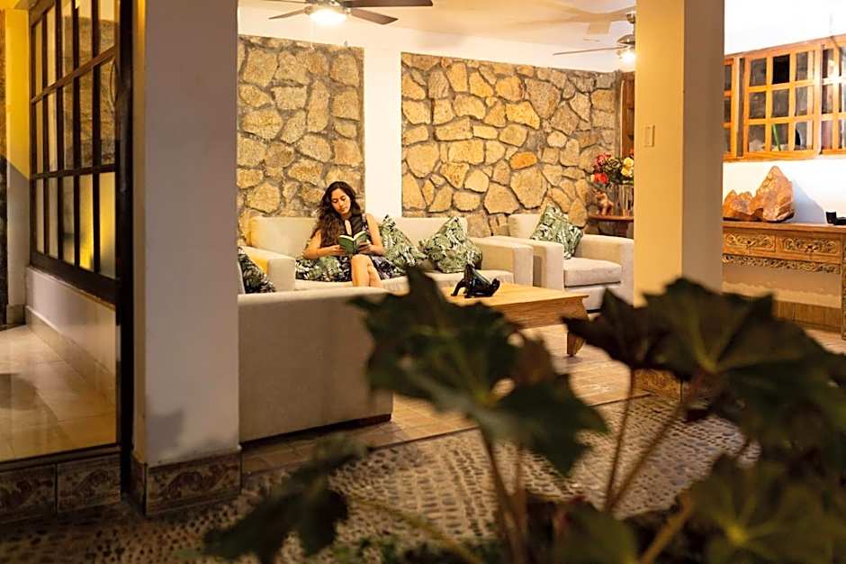 Gringo Bill's Boutique Hotel