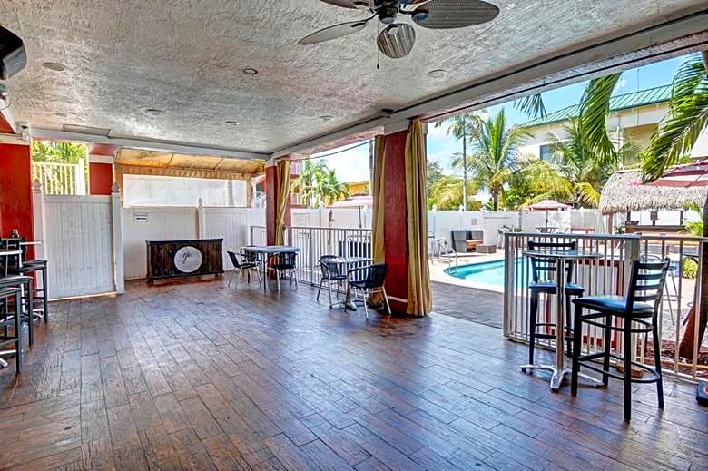 Plantation Inn Hotel And Lounge