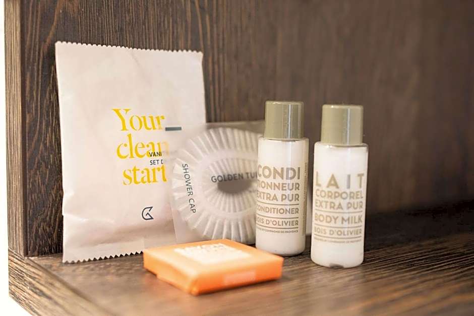 Golden Tulip Hotel Central