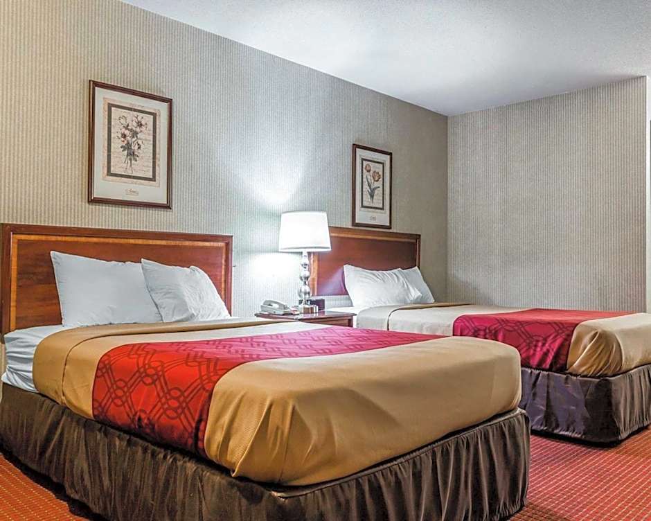 Econo Lodge Inn & Suites Matthews - Charlotte