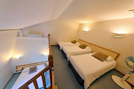 Duplex Suite (4/5 people) with air conditioning