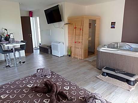 King Room with Spa Bath