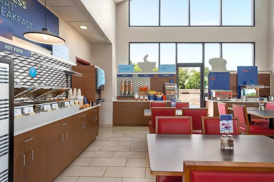 Holiday Inn Express Stephens City By IHG