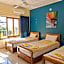 Thebes Hotel