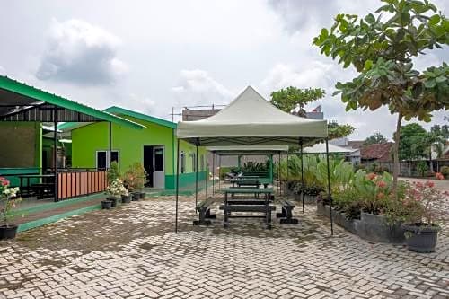 OYO 3115 Branti Raya Guest House Syariah